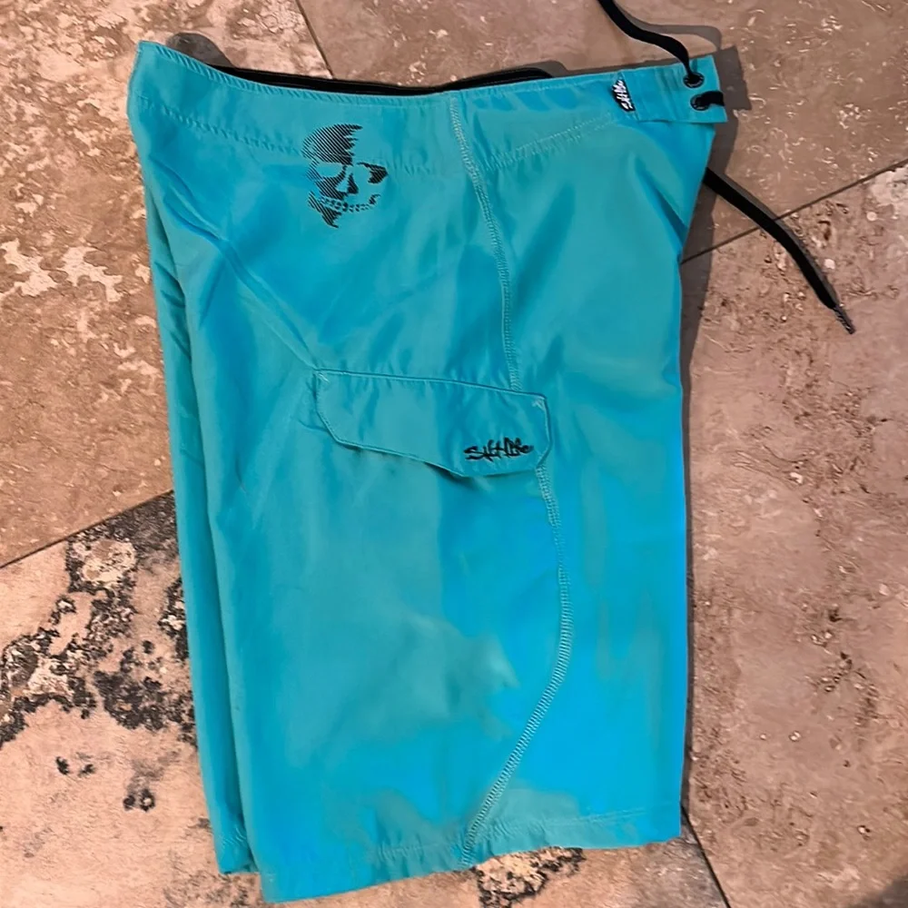 Men’s Sallt Life SL X-QD  Board Shorts 32 teal blue/green color skull